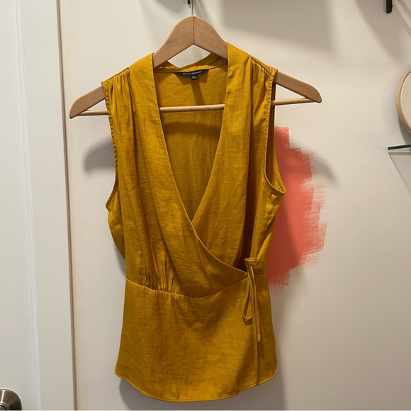 Yellow wrap top - Picture 1 of 5